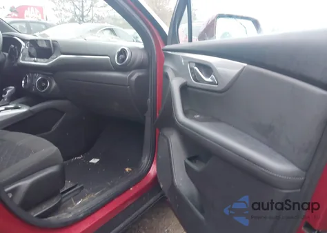 2019 Chevrolet Blazer z USA, uszkodzony, nr VIN 3GNKBGRS6KS702083